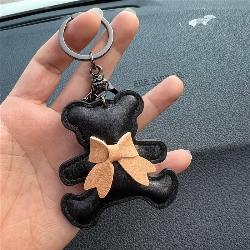Kreatív ajándék bőr masni medvés autós kulcstartó táska medál aranyos autós kulcstartó gyűrű medál