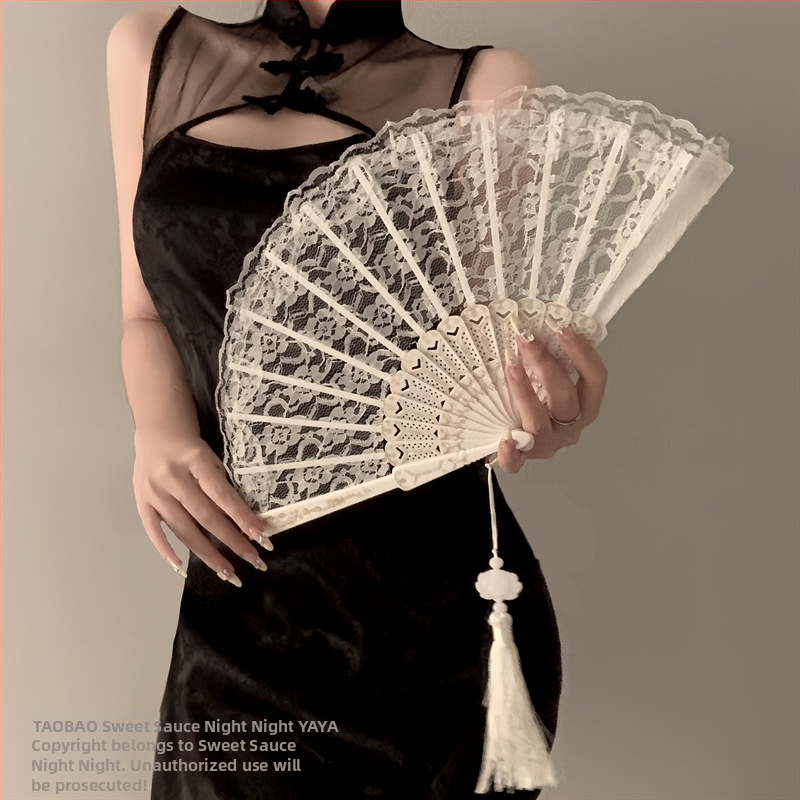 Nový čínsky retro čierny čipkovaný skladací vejár JK Lolita Hanfu Cheongsam vejár strapce starožitné fotografické rekvizity žena