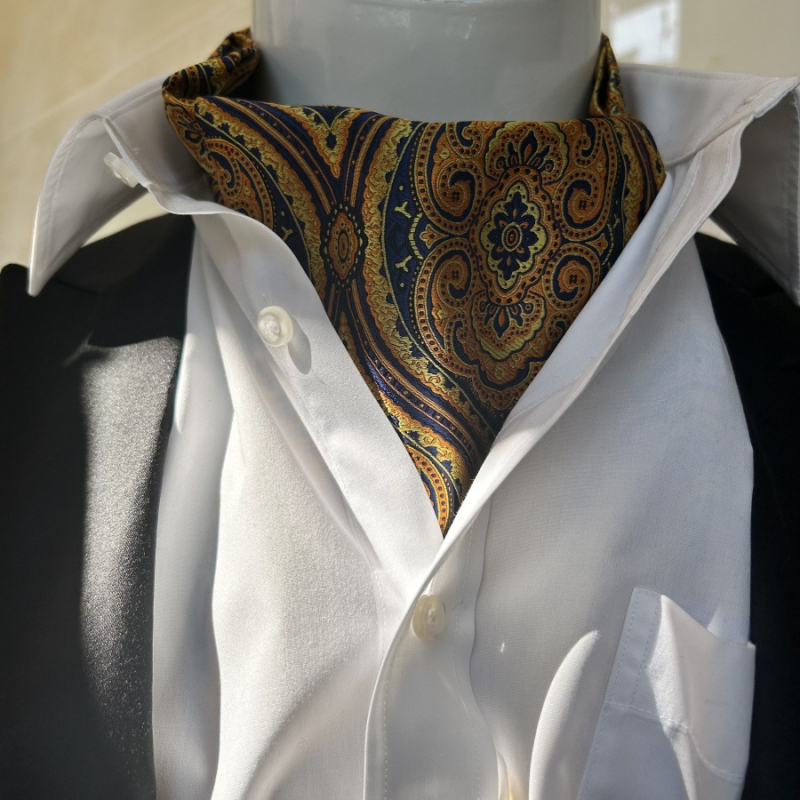 Vyriški marškiniai, laisvalaikio stiliaus, retro stiliaus, britiško stiliaus, šildantis rankšluostis, skirtas tiek kaklui, tiek ir kita.