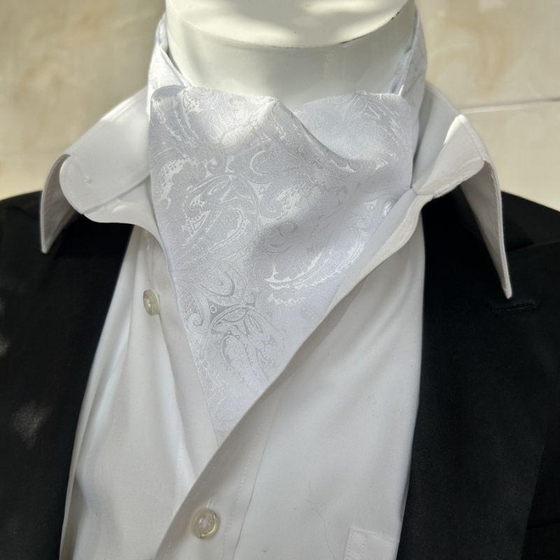 Vyriški marškiniai, laisvalaikio stiliaus, retro stiliaus, britiško stiliaus, šildantis rankšluostis, skirtas tiek kaklui, tiek ir kita.