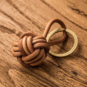 Δερμάτινο μενταγιόν μπρελόκ με υφαντό κορδόνι, δημιουργική προσωπικότητα, απλό μπρελόκ αυτοκινήτου, ανδρικό και γυναικείο μενταγιόν σχολικής τσάντας