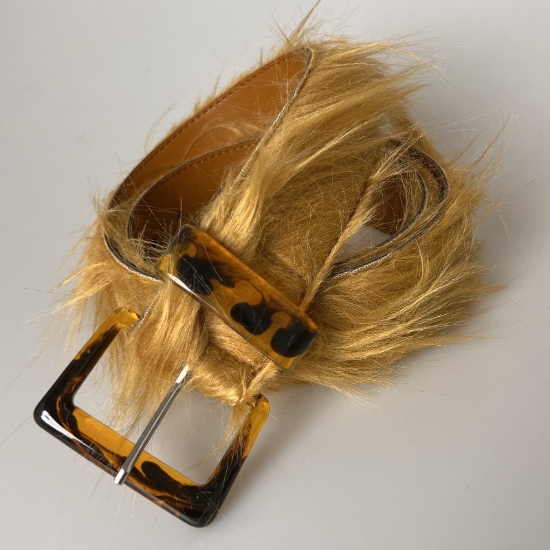 „Cross-Border Dvn Furry“ vyriškas diržas „Shein Amazon“ pliušinis diržas, skirtas „Y2K Millennial Hot Girl“, universalus europietiškas ir amerikietiškas stilius.