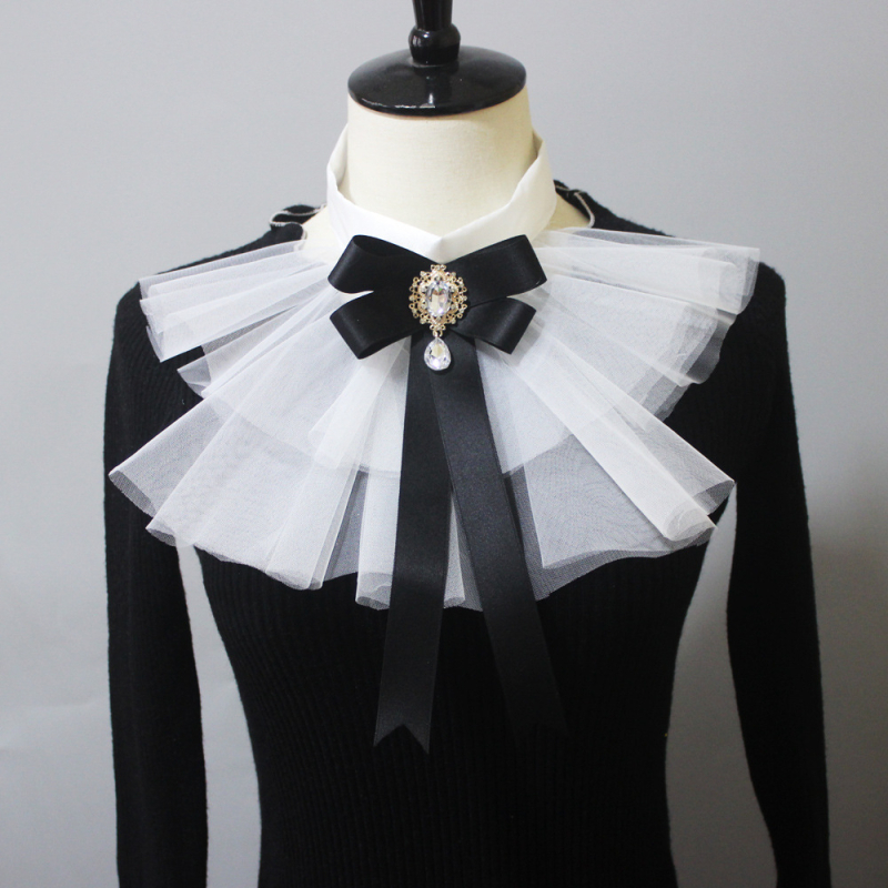 Europietiškos ir amerikietiškos tinklinės apykaklės seilinukai gali derėti su marškinių netikra apykakle, dekoratyvine apykakle „AliExpress“ tarpvalstybiniu mastu.