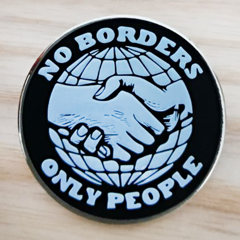 Szegély nélküli, csak embereknek szóló szervezet bross ingyenes jelvény