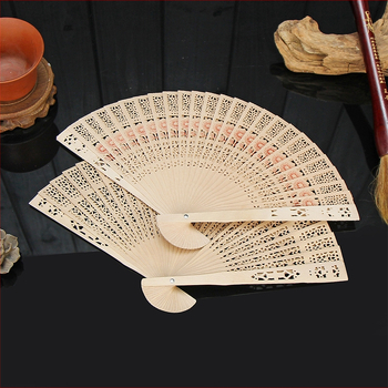 Άμεση προμήθεια εργοστασίων Κινέζικο αρχαίο στυλ κοίλο ανεμιστήρα αρωματικό ξύλινο ανεμιστήρα Xiangyang λουλούδι ξύλινο ανεμιστήρα αρχαία φορεσιά Hanfu ανεμιστήρα χορού