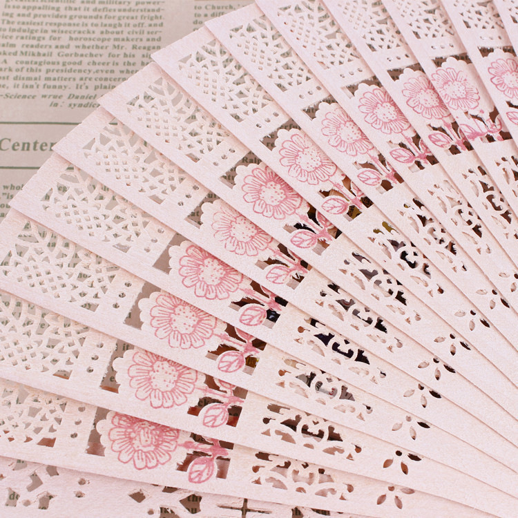 Tehase otsemüük puidust kokkupandav ventilaator, väljalõigatud puunikerdustega käsitööventilaator, trükitud puidust ventilaator