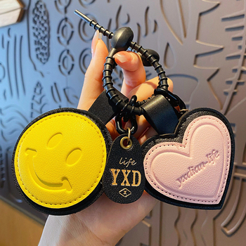 Δερμάτινο τρισδιάστατο μπρελόκ με χαμογελαστό πρόσωπο αγάπης, απλή δημιουργική τσάντα δώρου για ζευγάρια, κρεμαστό κόσμημα, στολίδια κλειδιών αυτοκινήτου