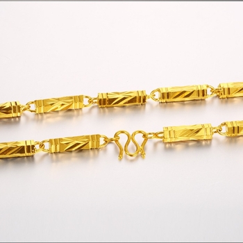 Ατμοσφαιρικό ανδρικό κολιέ Shake the Sound Boss με εξαγωνικό σχήμα και κυρίαρχο χρυσό που δεν ξεθωριάζει, χρυσό 24 καρατίων με την κλείδα