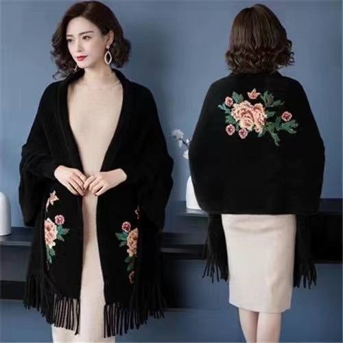 2025 Tavaszi és őszi nercbőr bársony női kötött kardigán kendő hímzett, középhosszú, bojtos köpeny, cheongsam meleg kabáttal kombinálva