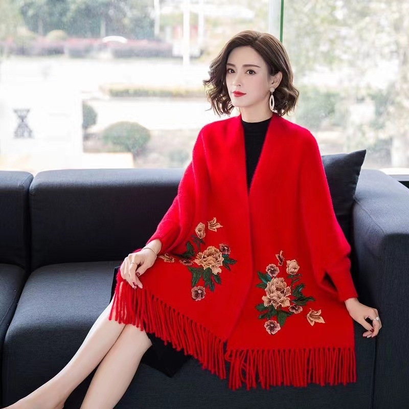 2025 Tavaszi és őszi nercbőr bársony női kötött kardigán kendő hímzett, középhosszú, bojtos köpeny, cheongsam meleg kabáttal kombinálva