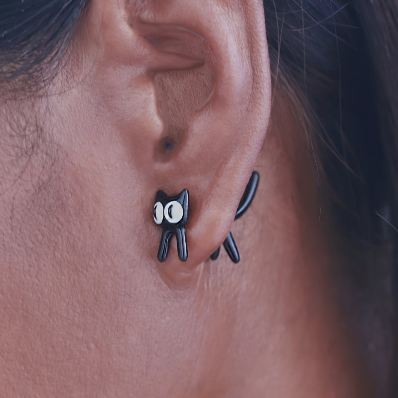 1 pár határon átnyúló rozsdamentes acél fülbevaló, háromdimenziós macska fülbevaló, rajzfilm fülbevaló