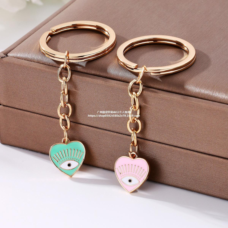 Piiriülene uue tüdruku südamekujuline armas pandlaga paarile riputatav koti ripats sulamist õlitilgaga magnetiline pandla