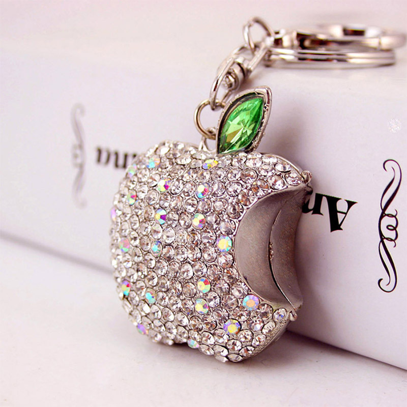 Nagykereskedelmi kreatív aranyos gyémánttal kirakott Apple autó kulcstartó fém medál női táska kiegészítők kulcstartó ajándék 185