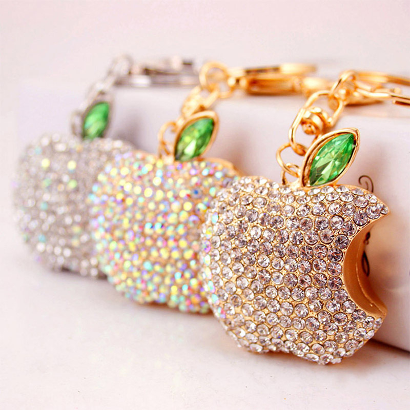 Nagykereskedelmi kreatív aranyos gyémánttal kirakott Apple autó kulcstartó fém medál női táska kiegészítők kulcstartó ajándék 185