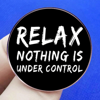 Atsipalaiduokite kontroliuojamai Sagė Juokinga angliška segtuko ženkliukas Metalo lydinio ženkliukų aksesuarai