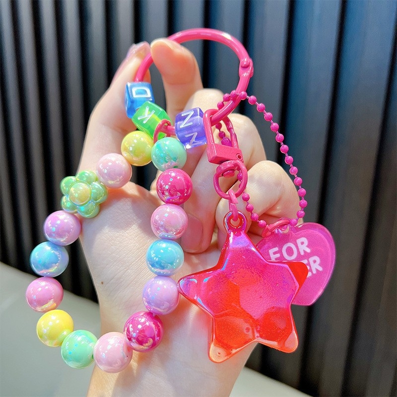 Gyöngyös ülő medve kulcstartó medál, gyönyörű akril táskába akasztható autós kulcstartó, kis ajándék, nagykereskedelem