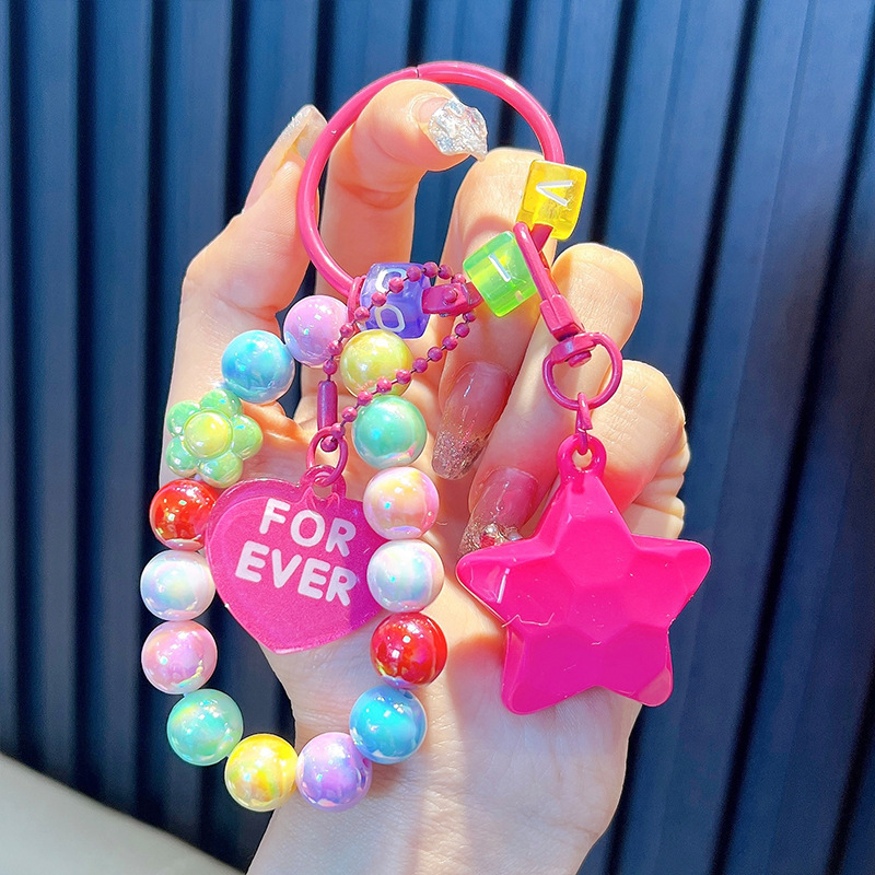 Gyöngyös ülő medve kulcstartó medál, gyönyörű akril táskába akasztható autós kulcstartó, kis ajándék, nagykereskedelem