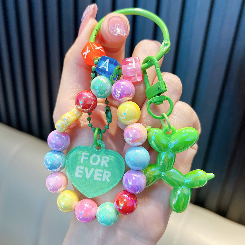 Gyöngyös ülő medve kulcstartó medál, gyönyörű akril táskába akasztható autós kulcstartó, kis ajándék, nagykereskedelem