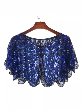 Μικρό καλοκαιρινό σάλι για γυναίκες με πούλιες και χάντρες από δαντέλα. Λαμπερό καλοκαιρινό εξωτερικό για γυναίκες με μικρή κάπα με χάντρες.