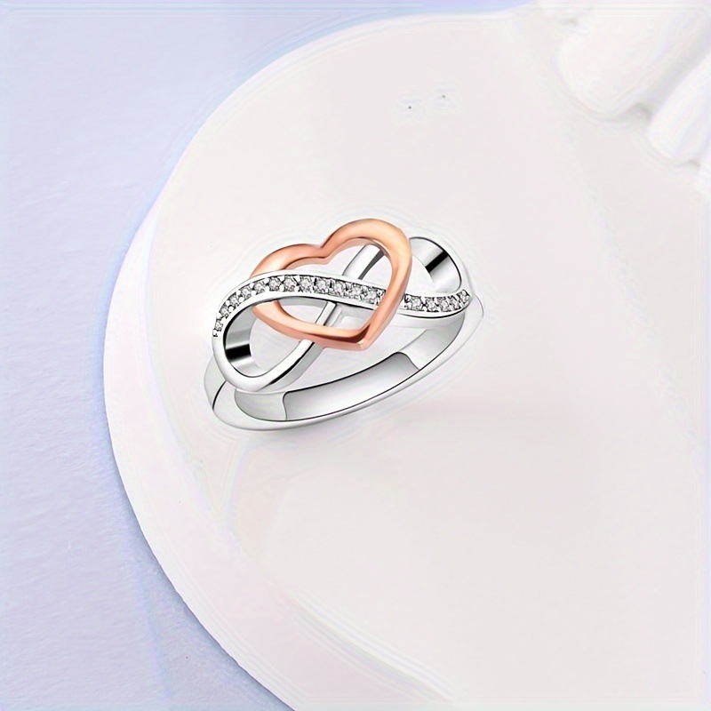 Határokon átnyúló európai és amerikai stílusú sterling ezüst 8 karakteres végtelen számú gyémánt szív alakú gyűrű egyszerű divatos elektromos színbontású gyűrű