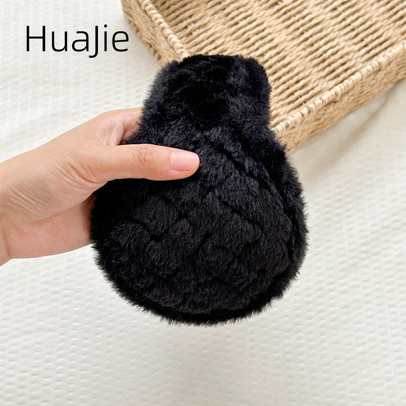 „Huajie“ sandėlyje. Šiltas moteriškas plaukų uždangalas su ausimis, rudens ir žiemos ananasų raštu, languotas triušio pliušinis, sulankstomas galinis ausų apsaugas.