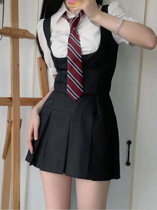 Vyno raudonumo mėlynai dryžuotas japoniško stiliaus marškinių formos kaklaraištis, moteriškas, peteliškės spalvos, be rankų, DK aksesuarai