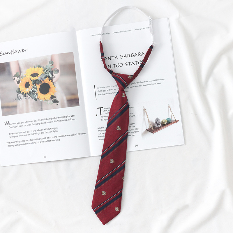 Vyno raudonumo mėlynai dryžuotas japoniško stiliaus marškinių formos kaklaraištis, moteriškas, peteliškės spalvos, be rankų, DK aksesuarai