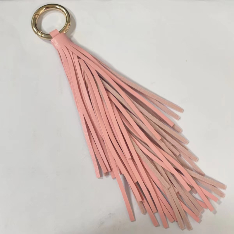 „Isiya Creative“ odinis kutais puoštas automobilio raktų pakabukas, madingas moteriškas krepšys, pakabinamas mažas dovanų pakabukas, didmeninė prekyba