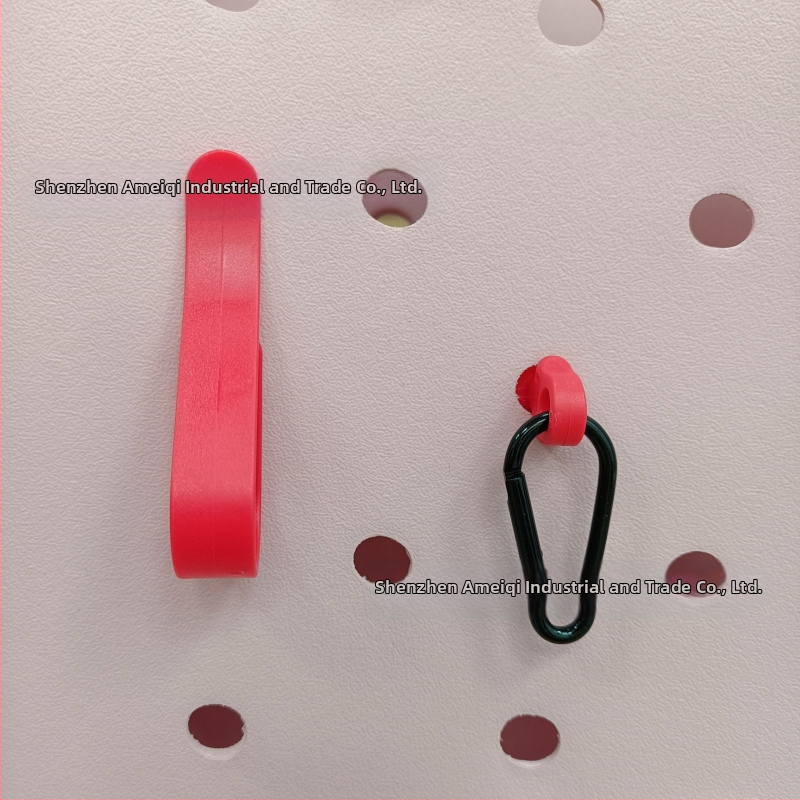 „Amazon“ populiarūs „Bog Accessories“ trijų dalių kabliukų komplektas su karabinu, grybo formos sagtimi, sagties skylute, krepšio aksesuarai, pakabukas