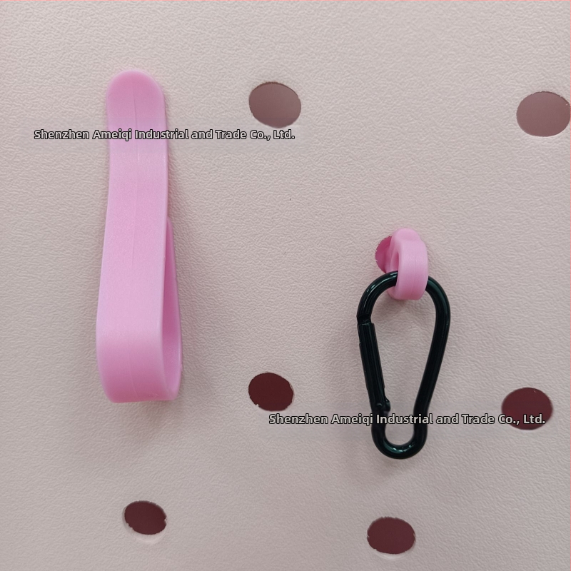 „Amazon“ populiarūs „Bog Accessories“ trijų dalių kabliukų komplektas su karabinu, grybo formos sagtimi, sagties skylute, krepšio aksesuarai, pakabukas