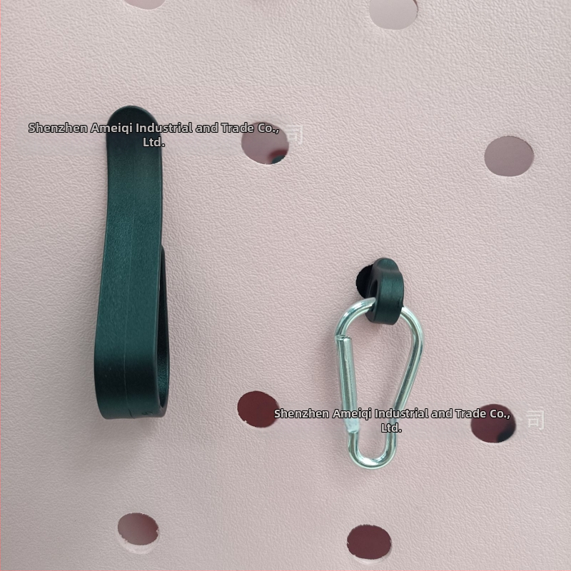 „Amazon“ populiarūs „Bog Accessories“ trijų dalių kabliukų komplektas su karabinu, grybo formos sagtimi, sagties skylute, krepšio aksesuarai, pakabukas