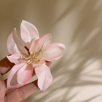 Αυγό σε στυλ διακοπών Λουλούδι σε άλλο στυλ Κλιπ λαβής με λουλούδι στην ακτή Αφρολέξ για γλυκό κορίτσι Πλαϊνή φουρκέτα Μποέμ αξεσουάρ μαλλιών μόδας