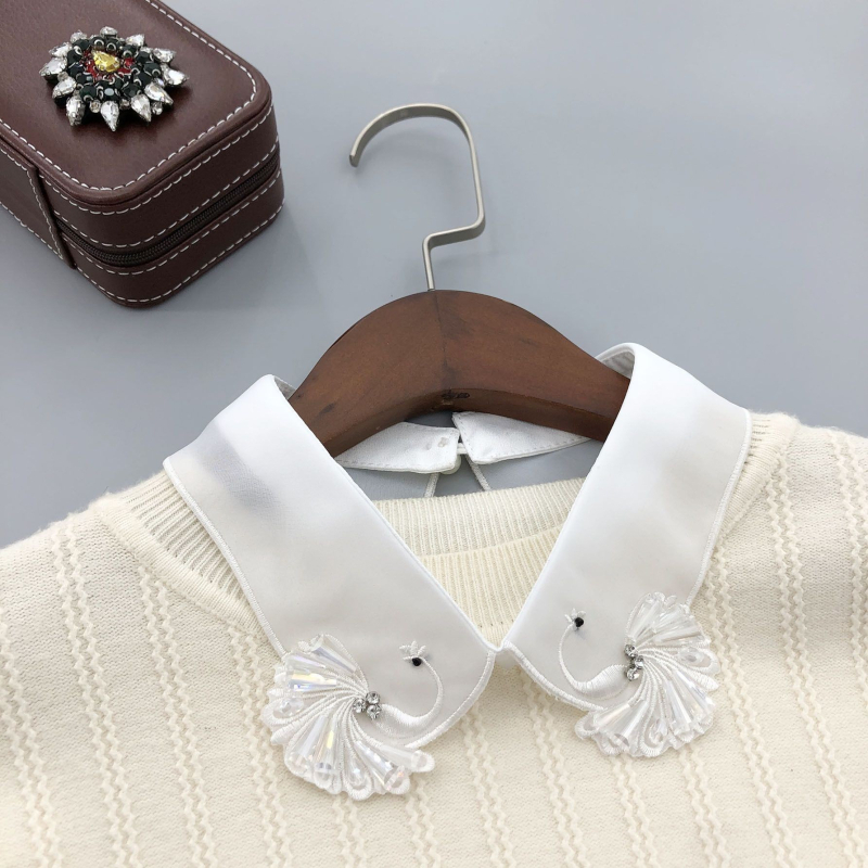 Gyönyörű pillangós gyöngyös hímzésű gyöngyös hamis nyakörv nőknek, sokoldalú organza elegáns gyöngyös hamis nyakörv nagykereskedelemben a gyártótól