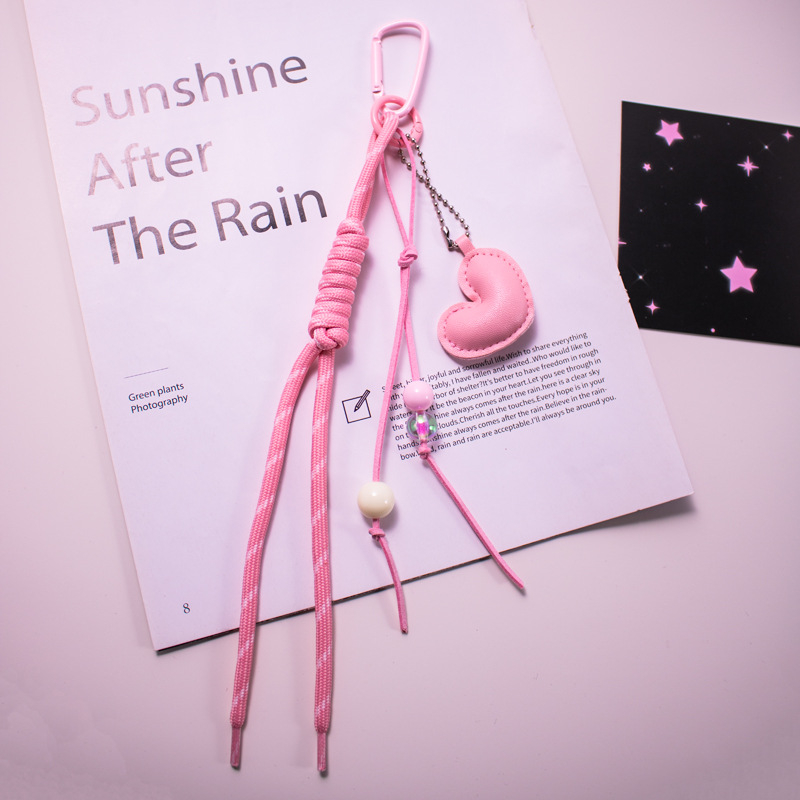 Miu színű bőr szerelmes autós kulcstartó táska medál kreatív szőtt római csomó minden egyezésű személyre szabott függő dekoráció