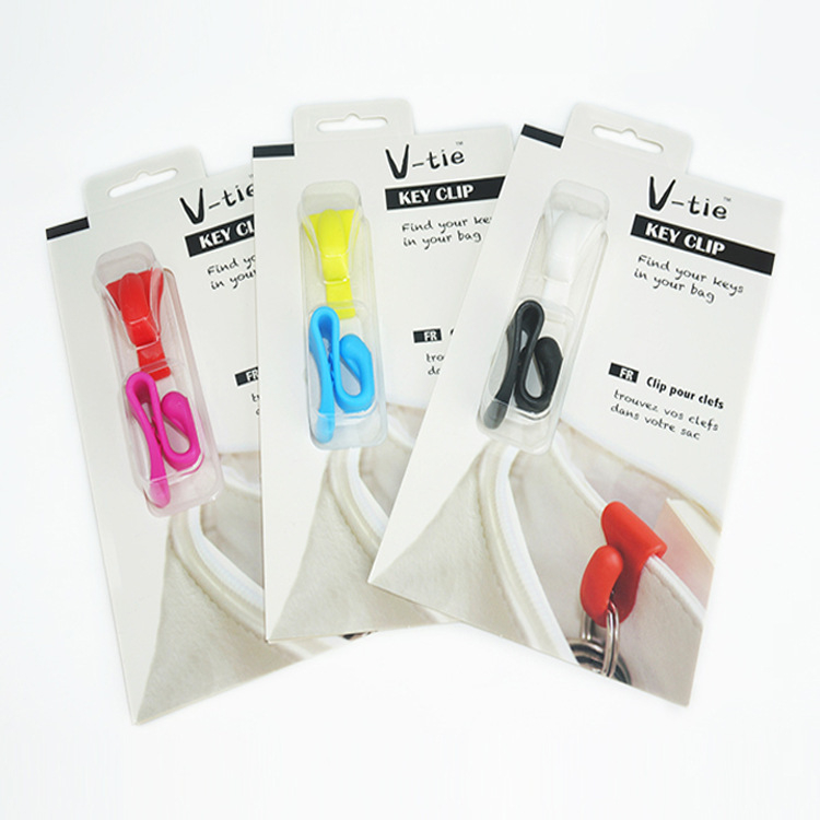 Didmeninė prekyba gamykloje, Yiwu mieste, 2 juanių vertės naujų keistų prekių dovanų kūrybinis krepšys, raktų pakabukas, raktų pakabukas, aksesuarai