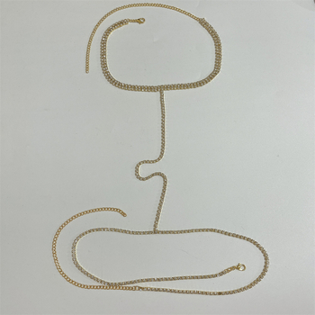 Seksualios sprogstamosios medžiagos, skirtos seksualiai bikini stiliaus krūtinės grandinėlei, europietiška ir amerikietiška, vieno sluoksnio cirkonio kaklo grandinėlė, skirta kūno puošmenoms.