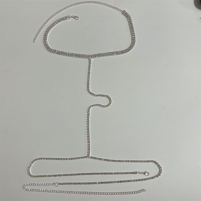 Seksualios sprogstamosios medžiagos, skirtos seksualiai bikini stiliaus krūtinės grandinėlei, europietiška ir amerikietiška, vieno sluoksnio cirkonio kaklo grandinėlė, skirta kūno puošmenoms.