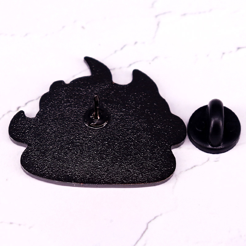 Tegul dega piktos katės ženklelis kawaii padegimo katės emalio segtukas