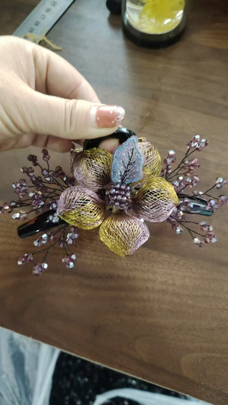 Kerge luksuslik retrohõõrdjas naiste vasktraadist käsitsi kootud kahepoolne elegantne lilleklamber, elegantne juukseklamber, peakate