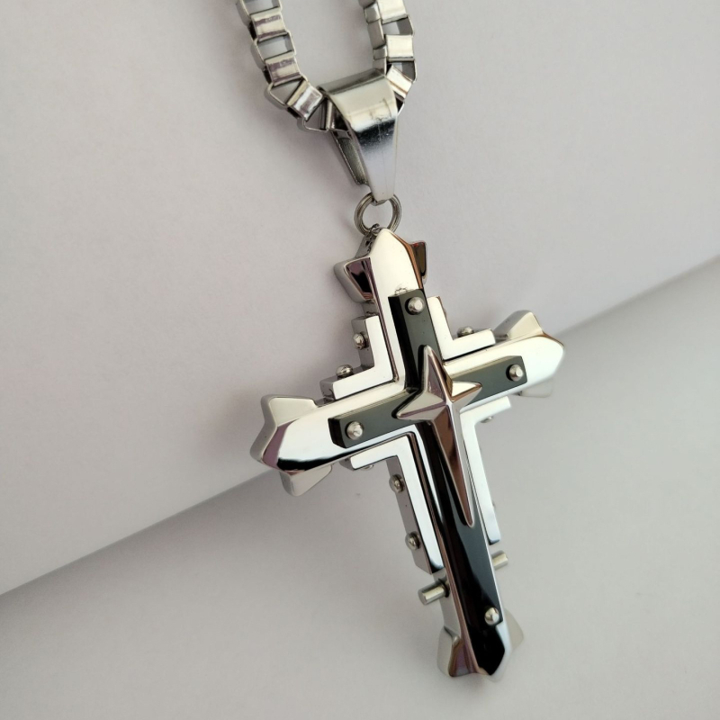 Amazoni kuum müük titaanterasest kaelakee, mis ei tuhmu meeste ehted roostevabast terasest ristkõrvarõngaga ripats