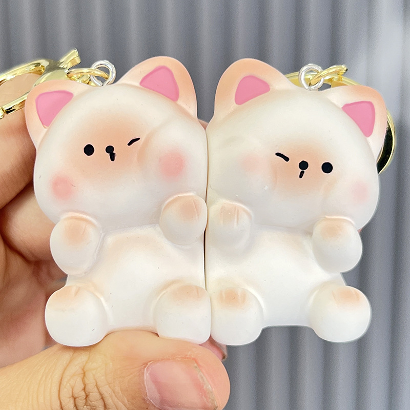 Originalni privjesak za ključeve za par s malim morskim psima, mali poklon, privjesak za ključeve s kupusom i crtanim motivom svinje, djevojačka torba