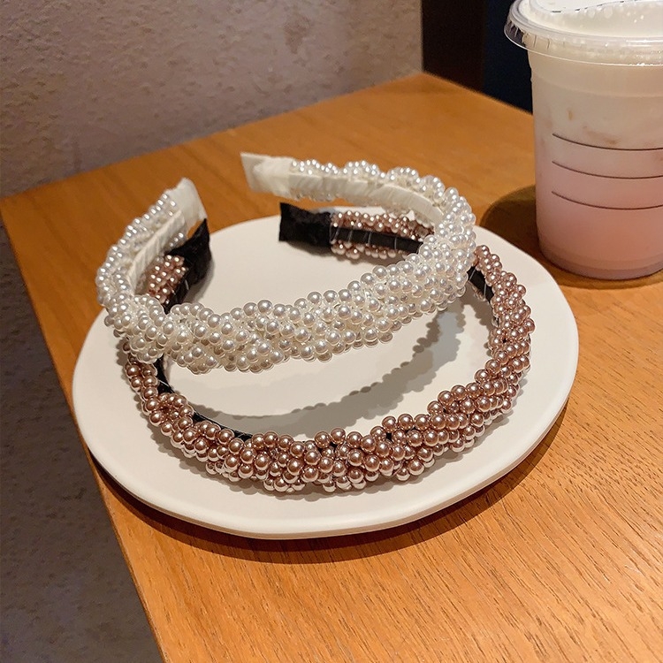 Aukštos klasės mados retro nišinio dizaino perlų austi pintas galvos juosta, paprasti, universalūs plaukų segtukai.