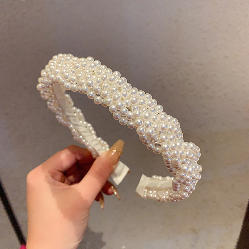 Aukštos klasės mados retro nišinio dizaino perlų austi pintas galvos juosta, paprasti, universalūs plaukų segtukai.