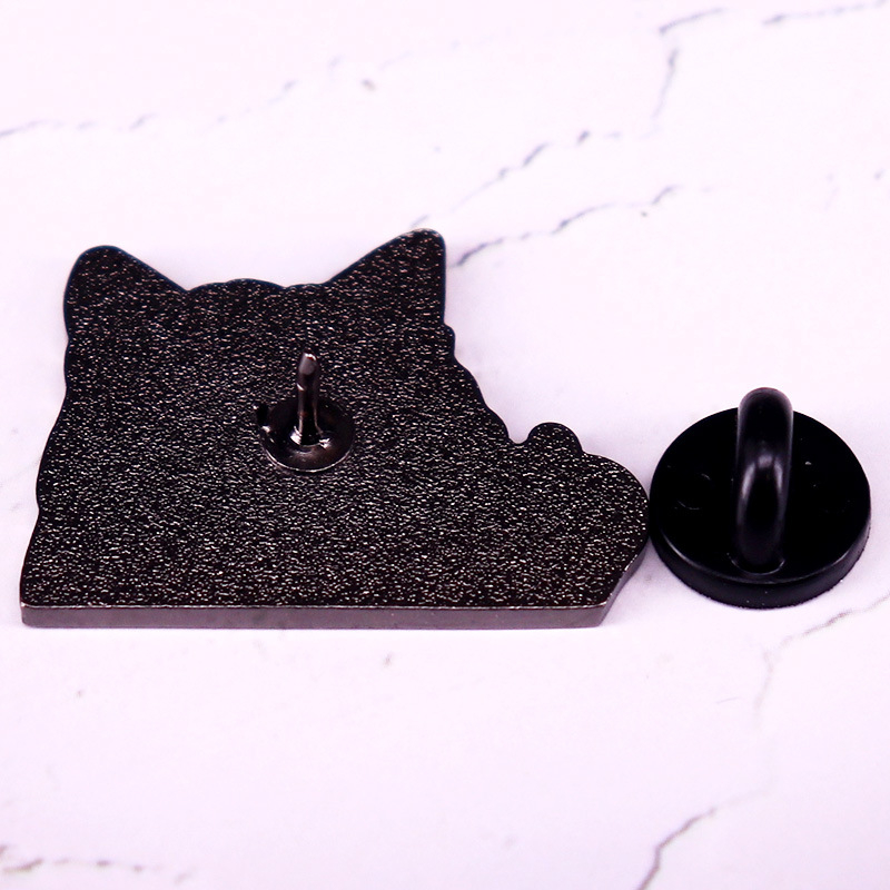 Insignă emailată cu degetul mare în sus pentru pisică de desene animate, pisică tristă