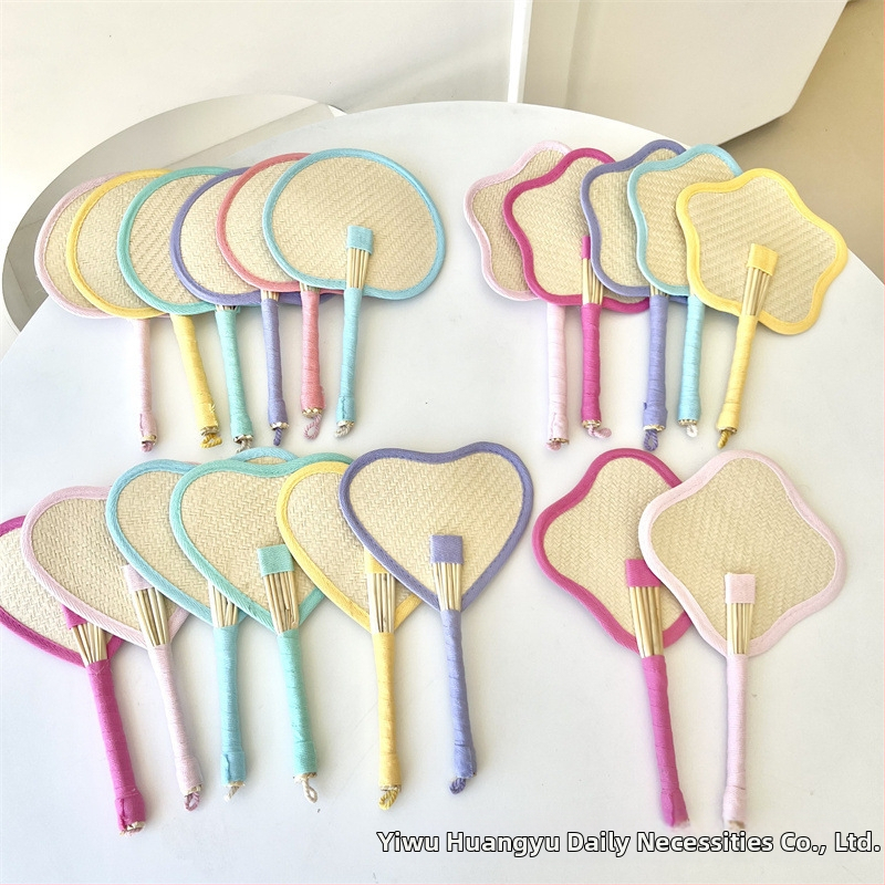 Dopamino vėduoklės stiliaus mergaitės širdis maža raudona knygelė to paties stiliaus vasarinė šiaudinė vėduoklė kviečių stiebas nešiojamas rankomis sukamas vėduoklė mielas