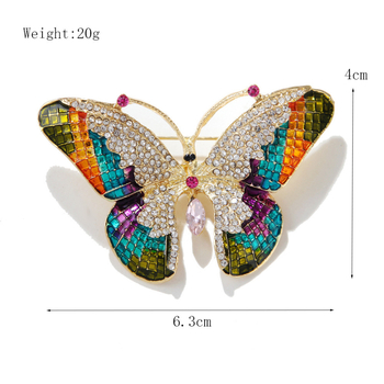Madingos retro spalvos išskirtinė deimantinė drugelio sagė „Joker“ šviesios prabangios temperamento glazūruotos deimantinės korsažos sandėlyje, didmeninė prekyba