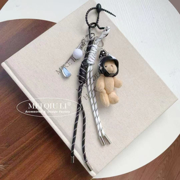 Πρωτότυπο κράνος μοτοσικλέτας με αρκούδα, μενταγιόν, μενταγιόν Miu, με υφασμένο σχοινί, μπρελόκ για κούκλες