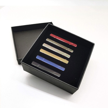 Piiriülene kuum hulgimüügi ülikonna lipsuklambriga kinkekarbis vask lipsuklambriga ülikond meeste kallihinnalised ülikonna aksessuaarid