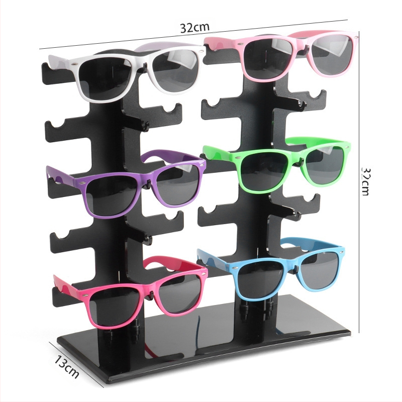 Sandėlyje Dviguba eilė 10 porų sustorintų akinių nuo saulės, akinių nuo saulės laikymo lentynėlė, akiniai, parduotuvės prekystalio demonstracinė lentynėlė, permatoma