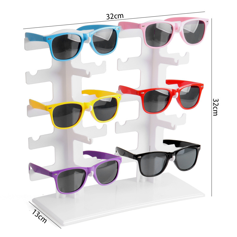 Sandėlyje Dviguba eilė 10 porų sustorintų akinių nuo saulės, akinių nuo saulės laikymo lentynėlė, akiniai, parduotuvės prekystalio demonstracinė lentynėlė, permatoma